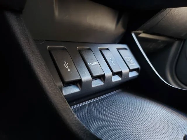 Used 2018 Modern Steel Metallic Honda EX image 18