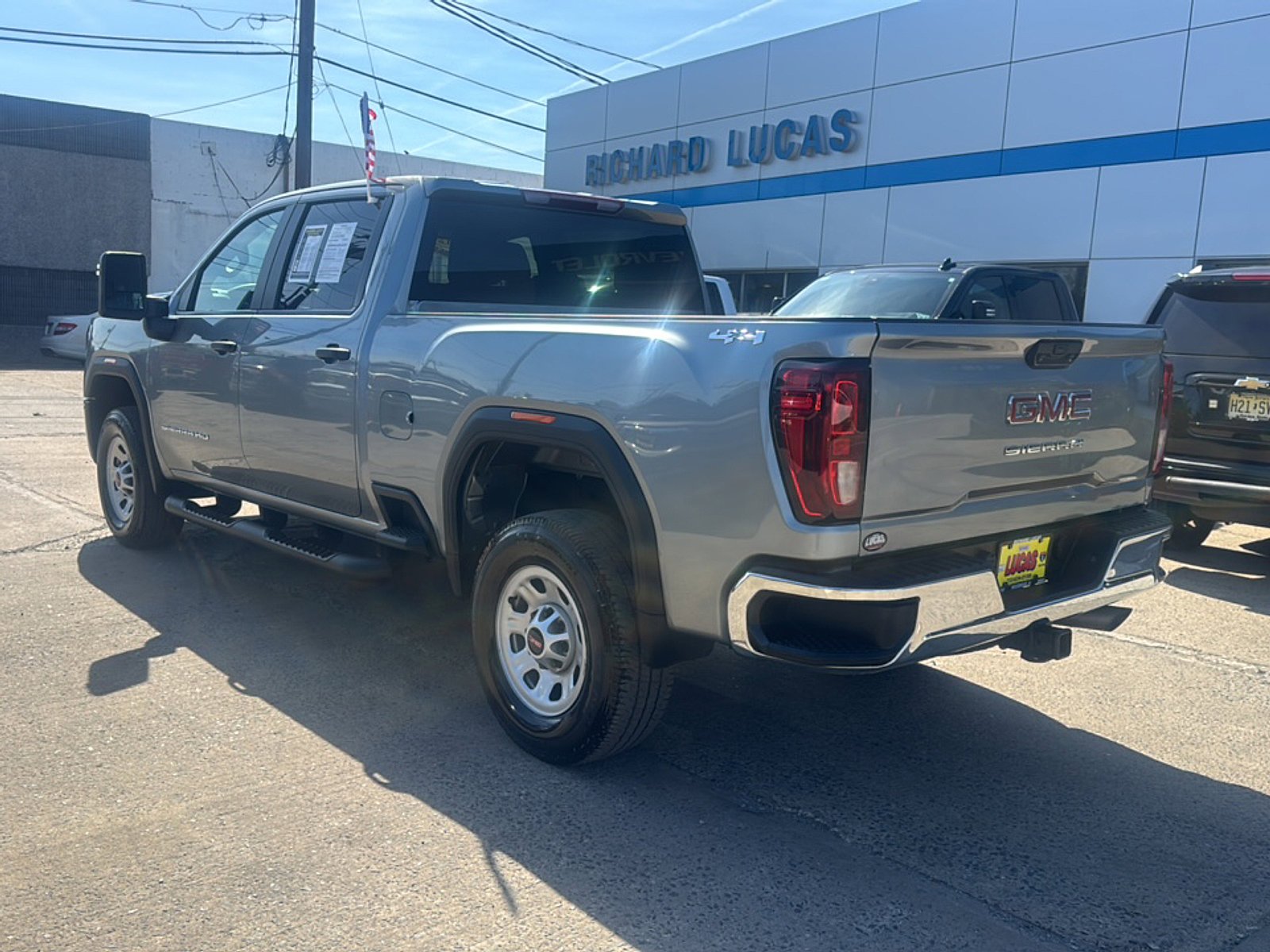 2024 GMC Sierra 2500HD Pro - Photo 7