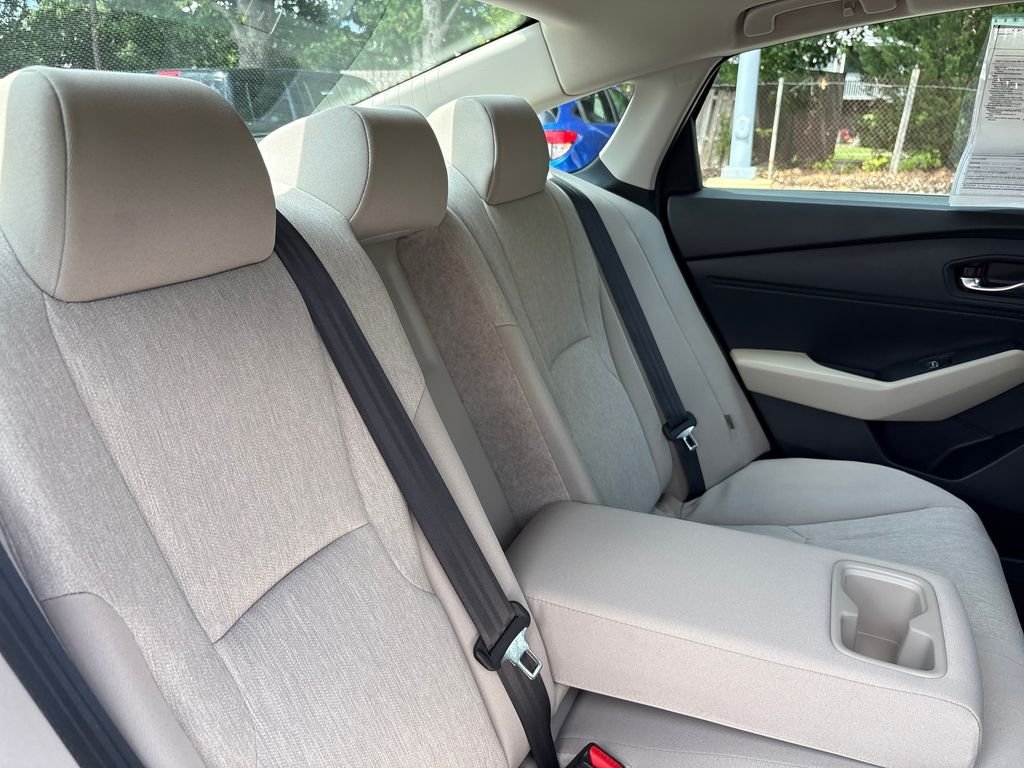 Used 2023  Honda EX image 27