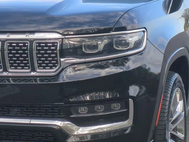Used 2023 Black Jeep Series II image 17