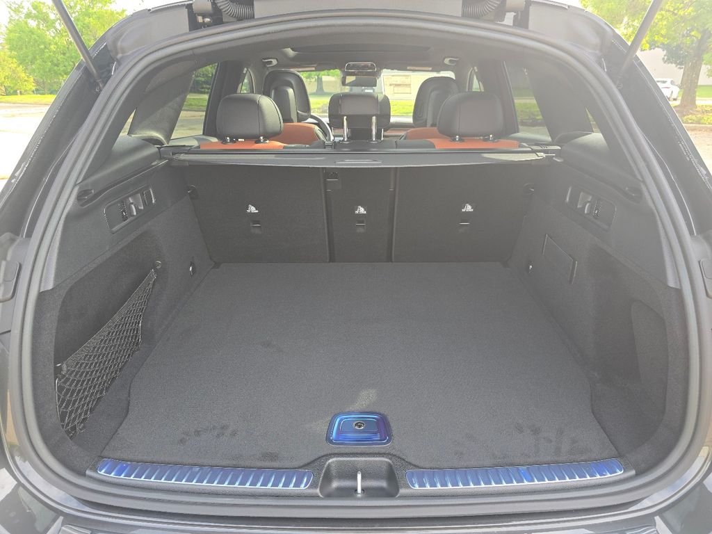 New 2027 Graphite Grey Metallic Mercedes-Benz GLC 300 image 19