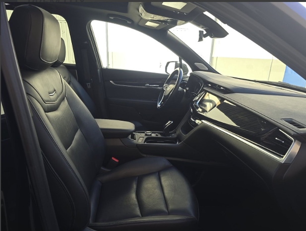 Used 2025 Black Cadillac Premium Luxury image 14
