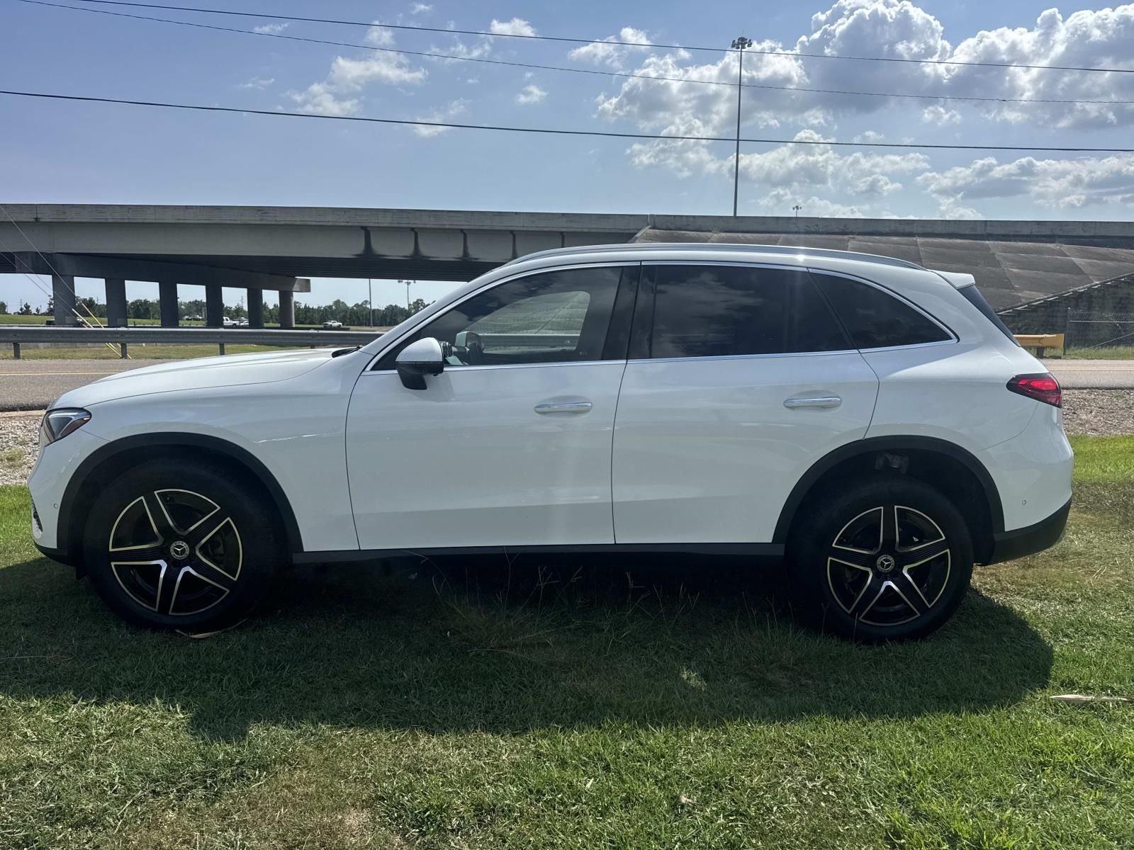 Certified Used 2026 White Mercedes-Benz GLC 300 image 9