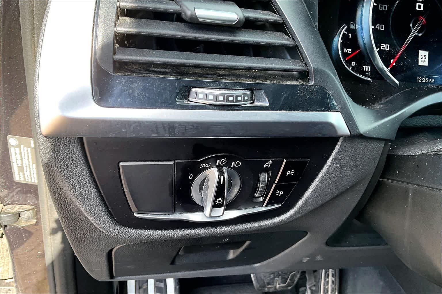 Used 2020 Dark Graphite Metallic BMW Competition image 31