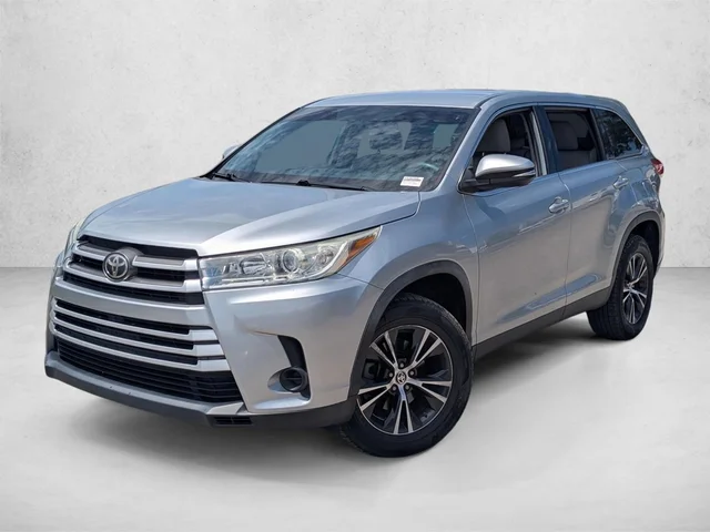 2019 Toyota Highlander LE