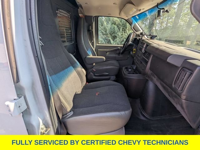 Used 2020 White Chevrolet Work Van image 17