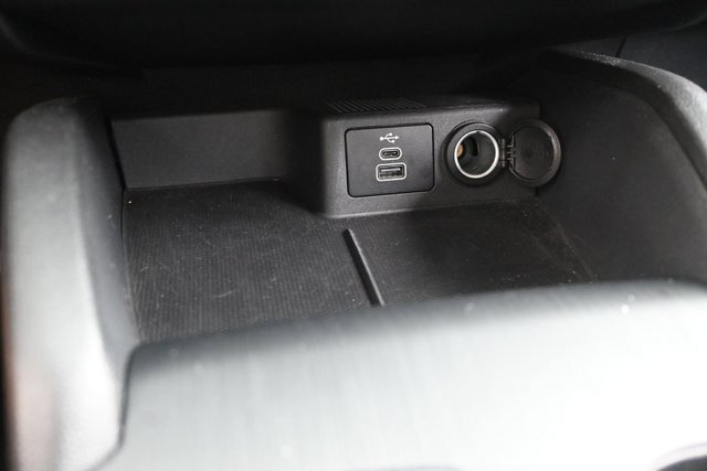 Used 2025 Gray Metallic Ford ST-Line image 26