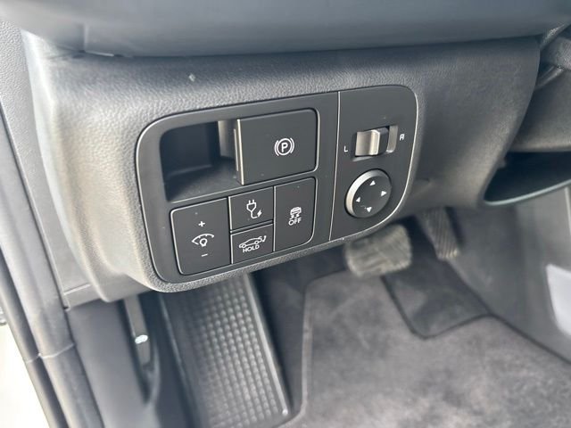 Used 2023 Serenity White Hyundai SEL image 15