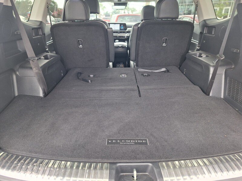 Used 2024 Gray Kia SX-Prestige image 27