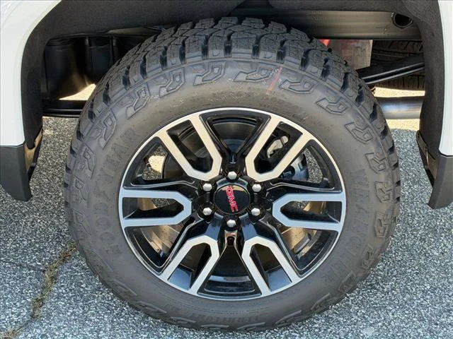 2026 GMC Sierra 1500 AT4 - Photo 18