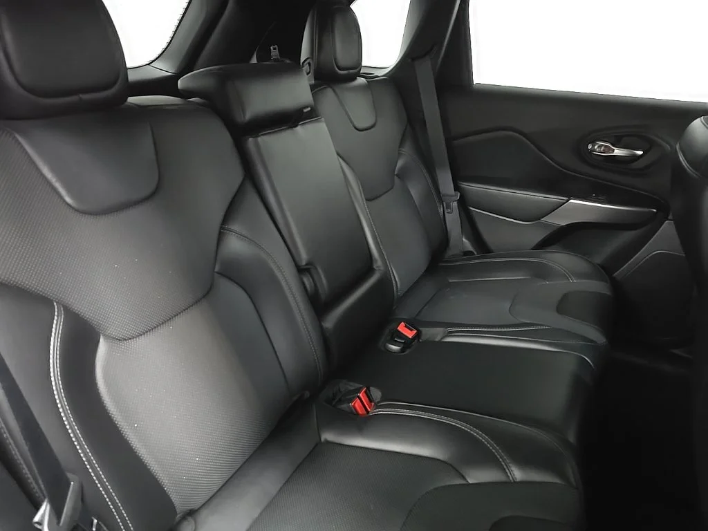 Used 2020 Gray Jeep Limited image 16