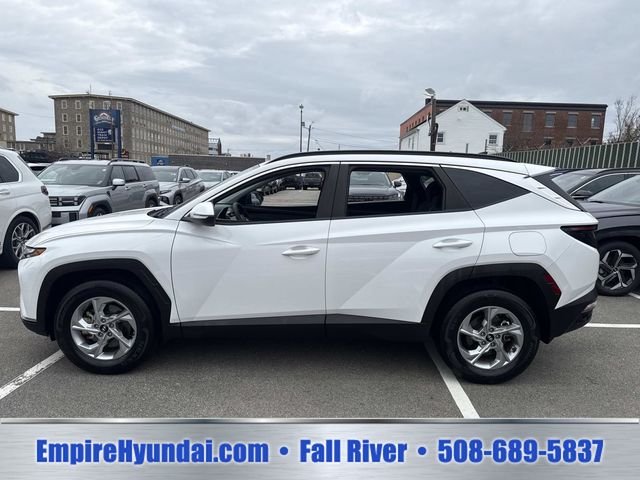 Used 2023 White Pearl Hyundai SEL image 11