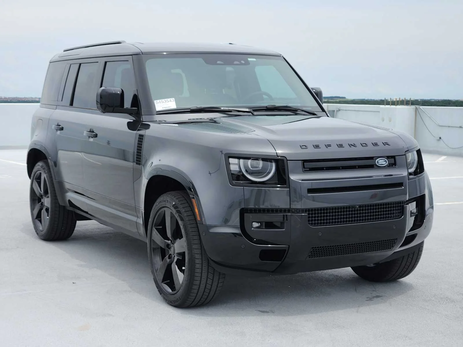 New 2026 Carpathian Grey LAND ROVER X-Dynamic SE image 3