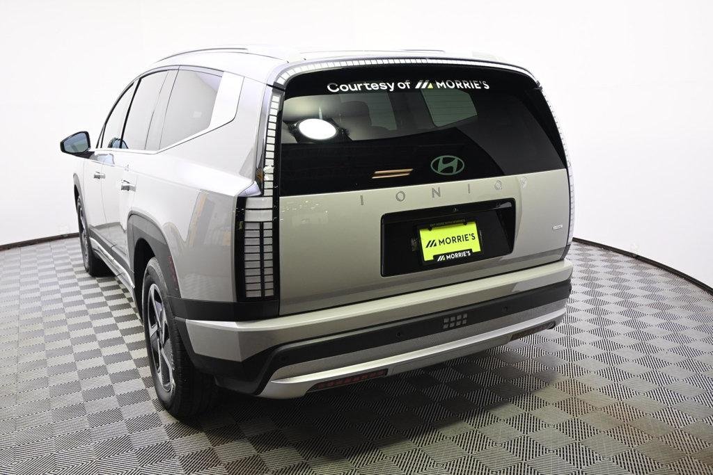 New 2026 Cyber Gray Hyundai SE image 4
