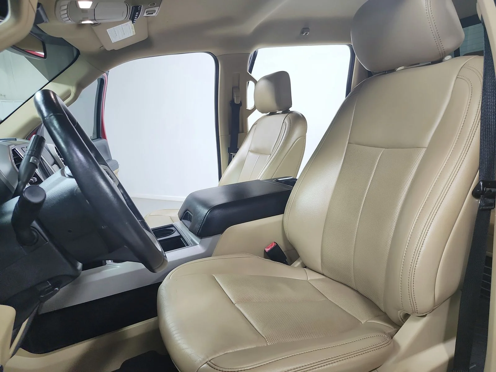 Used 2021 Red Ford Lariat image 19