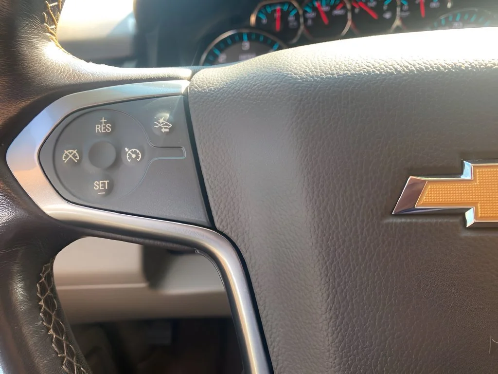 Used 2019 SATIN STEEL METALLIC Chevrolet LT image 23