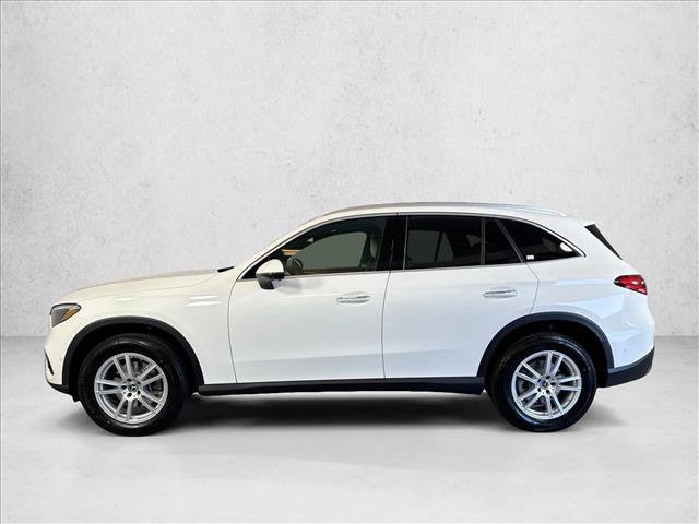 New 2026 Polar White Mercedes-Benz GLC 300 image 38