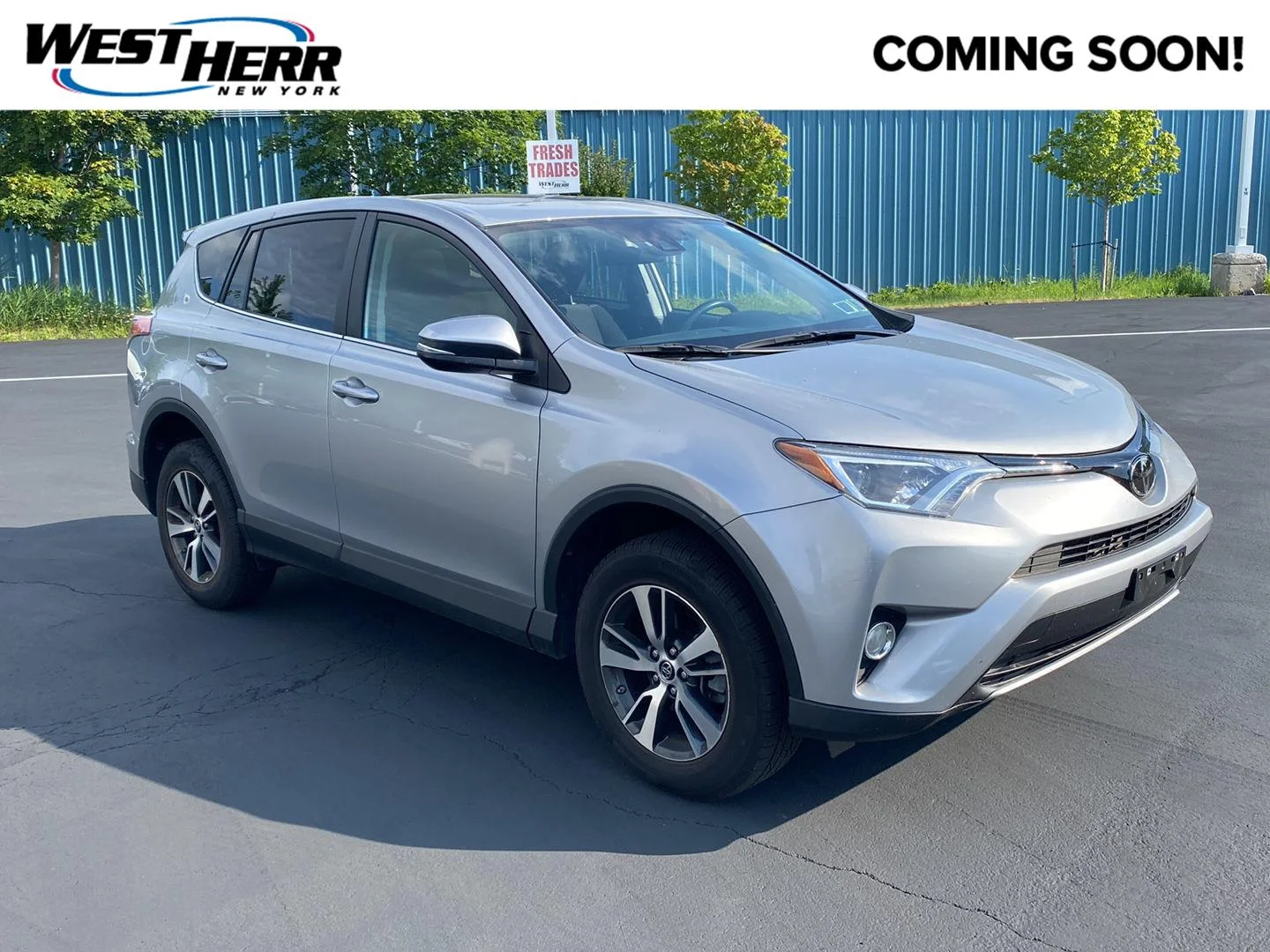 Used 2018 Silver Sky Metallic Toyota XLE image 1