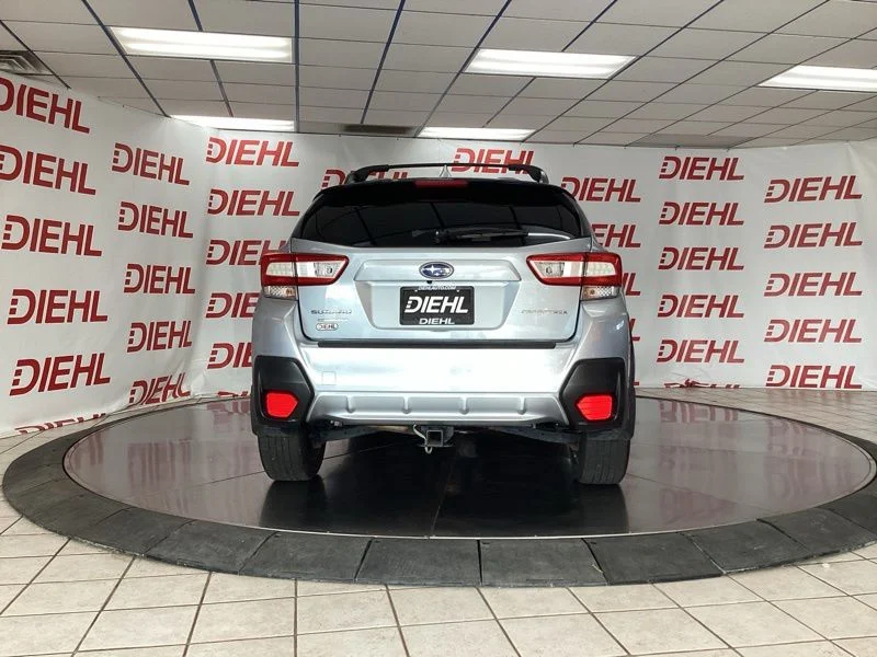 Used 2018 Silver Subaru 2.0i Limited image 6