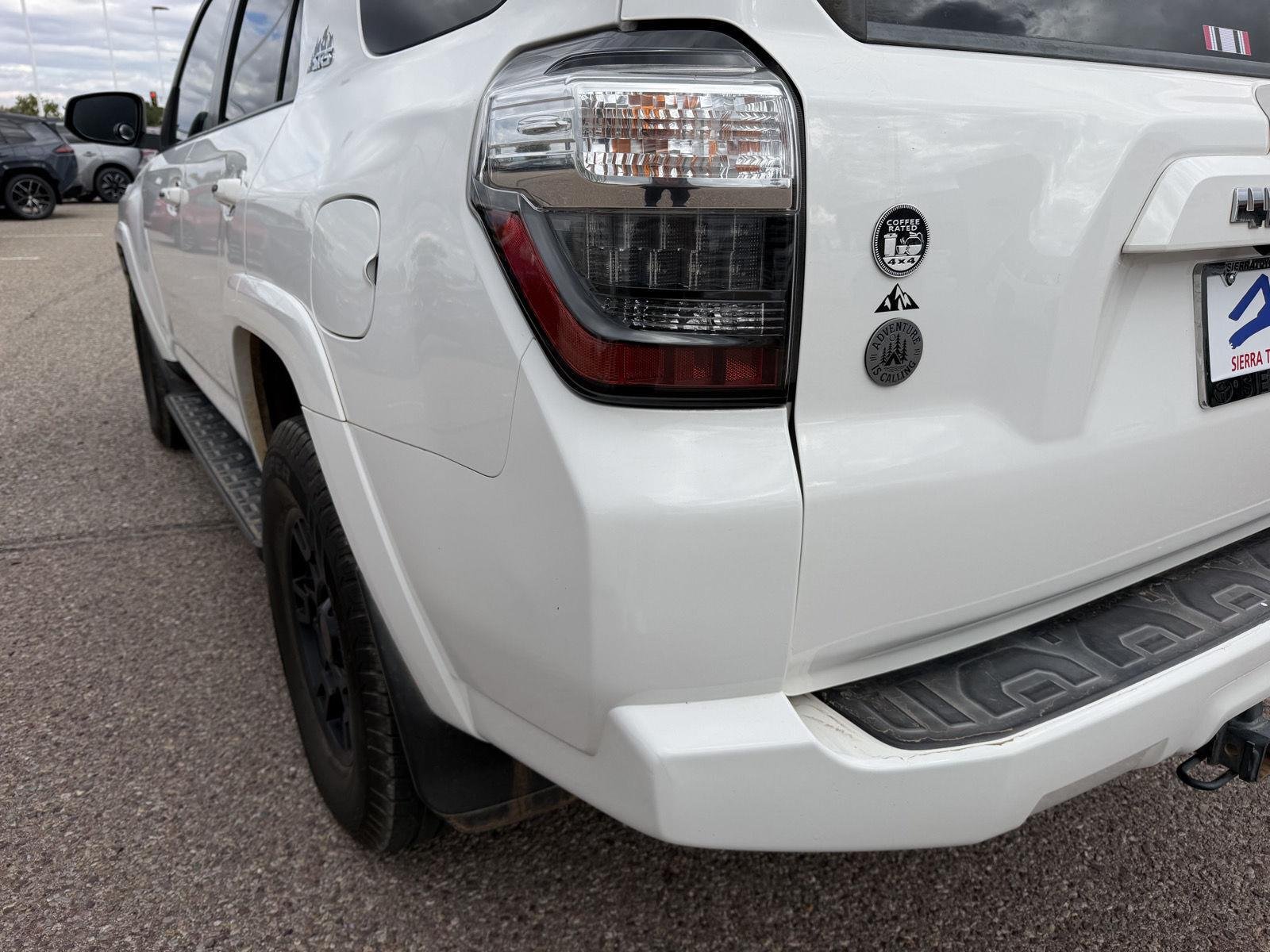 Used 2017 Super White Toyota SR5 image 11