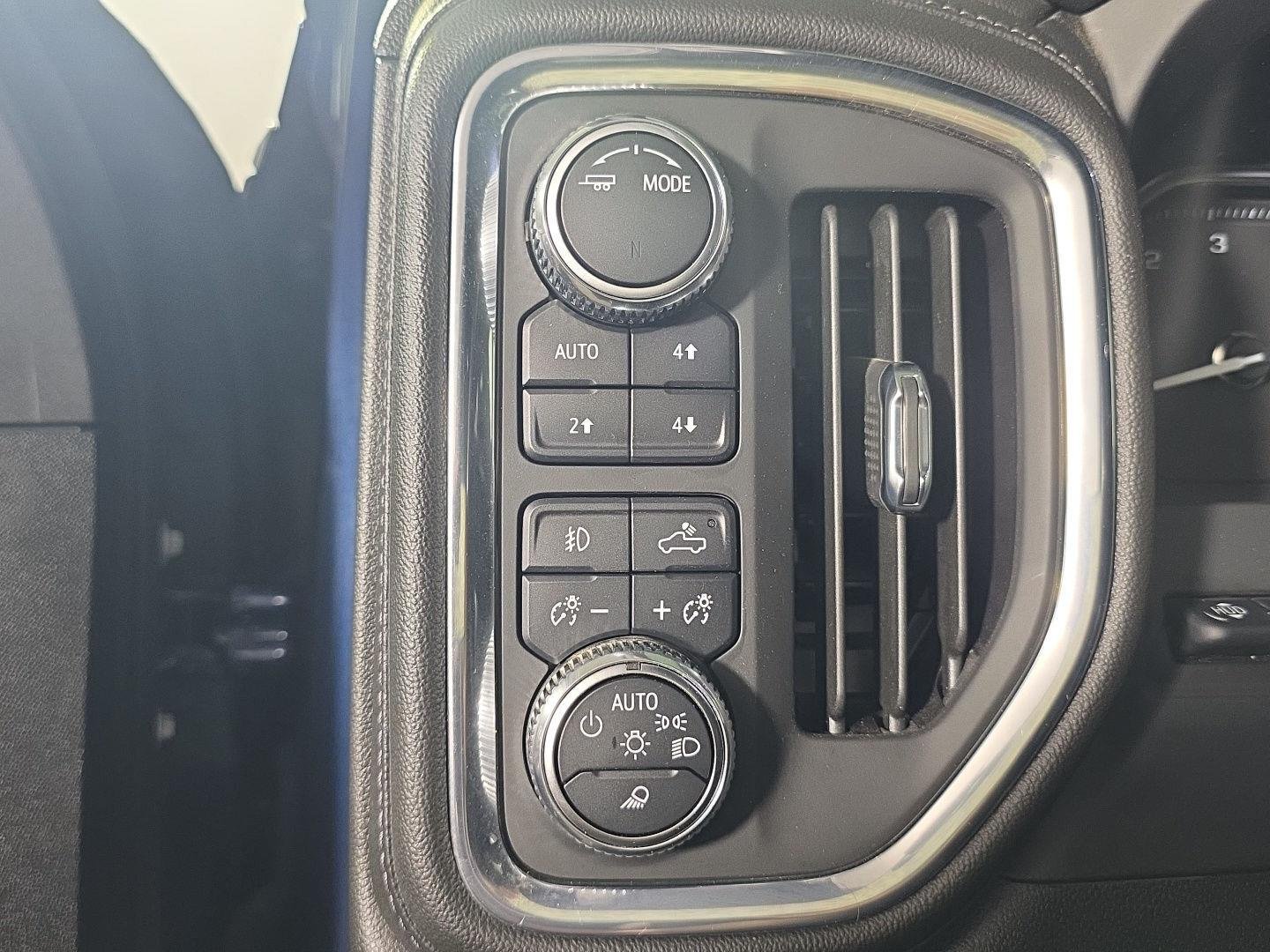 Used 2021 Pacific Blue Metallic GMC Denali image 18