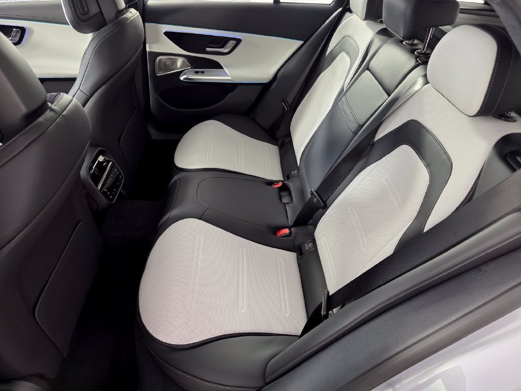 New 2026 Cirrus Silver Metallic Mercedes-Benz AMG® E 53 E 4MATIC+ Wagon image 28