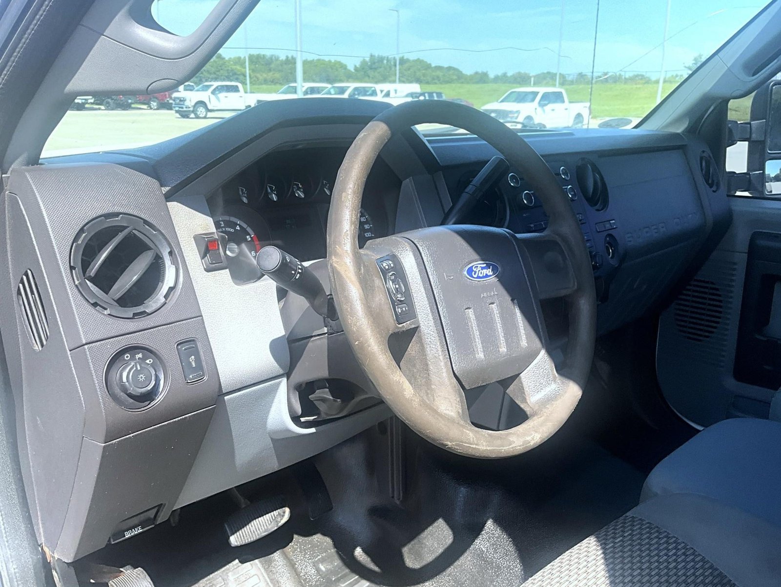 Used 2012 White Ford XL image 11