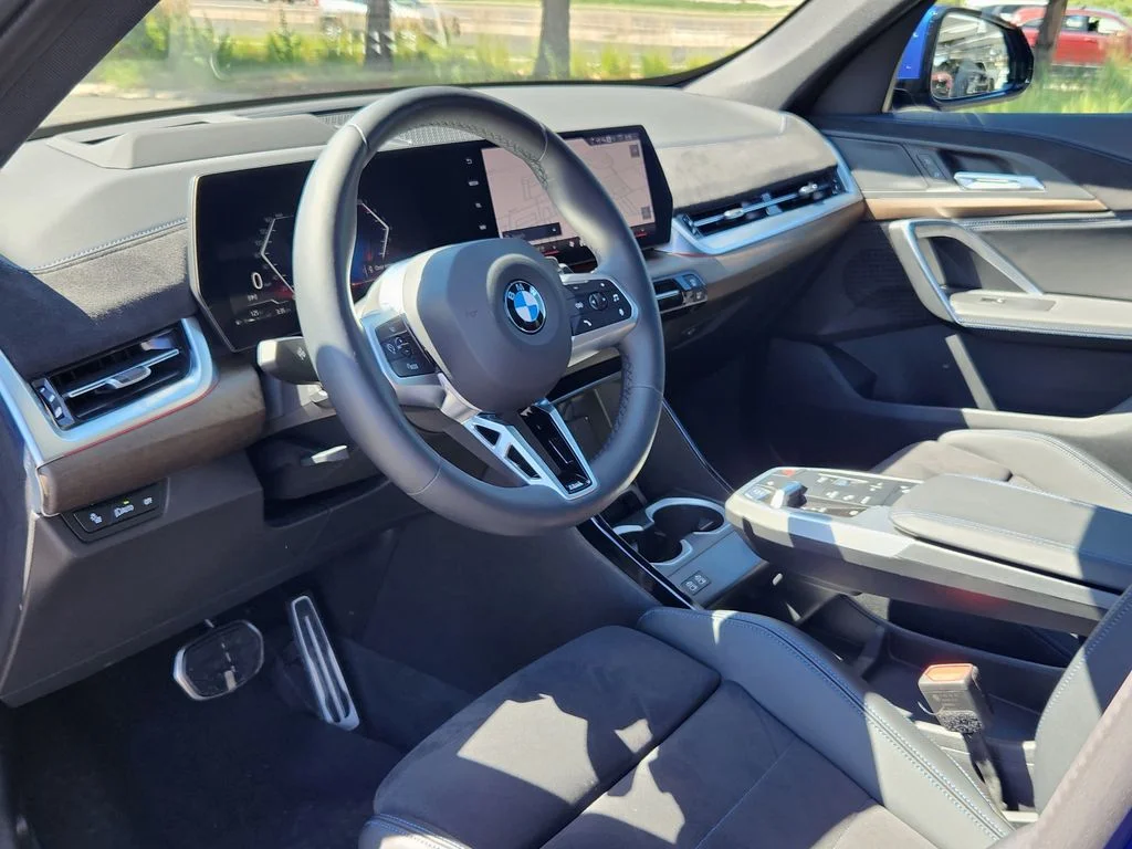 2026 BMW X1 28i - Photo 8