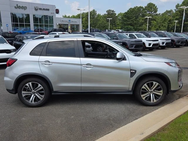 Used 2021  Mitsubishi 2.0 ES image 13