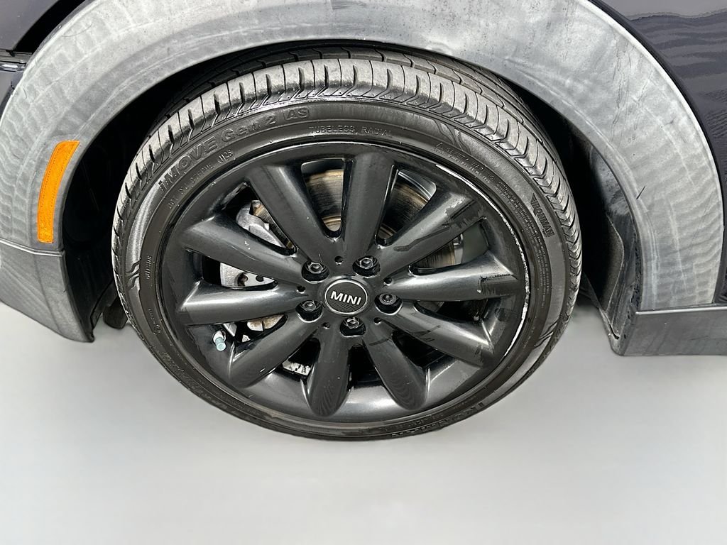 Used 2020 Black MINI Iconic image 31