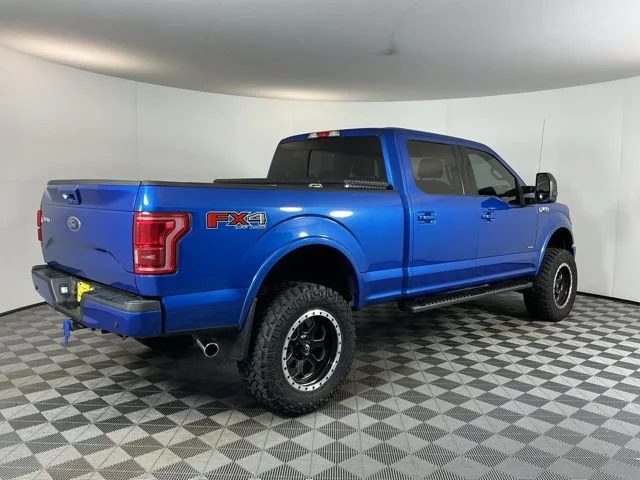Used 2015 Blue Ford Lariat image 4
