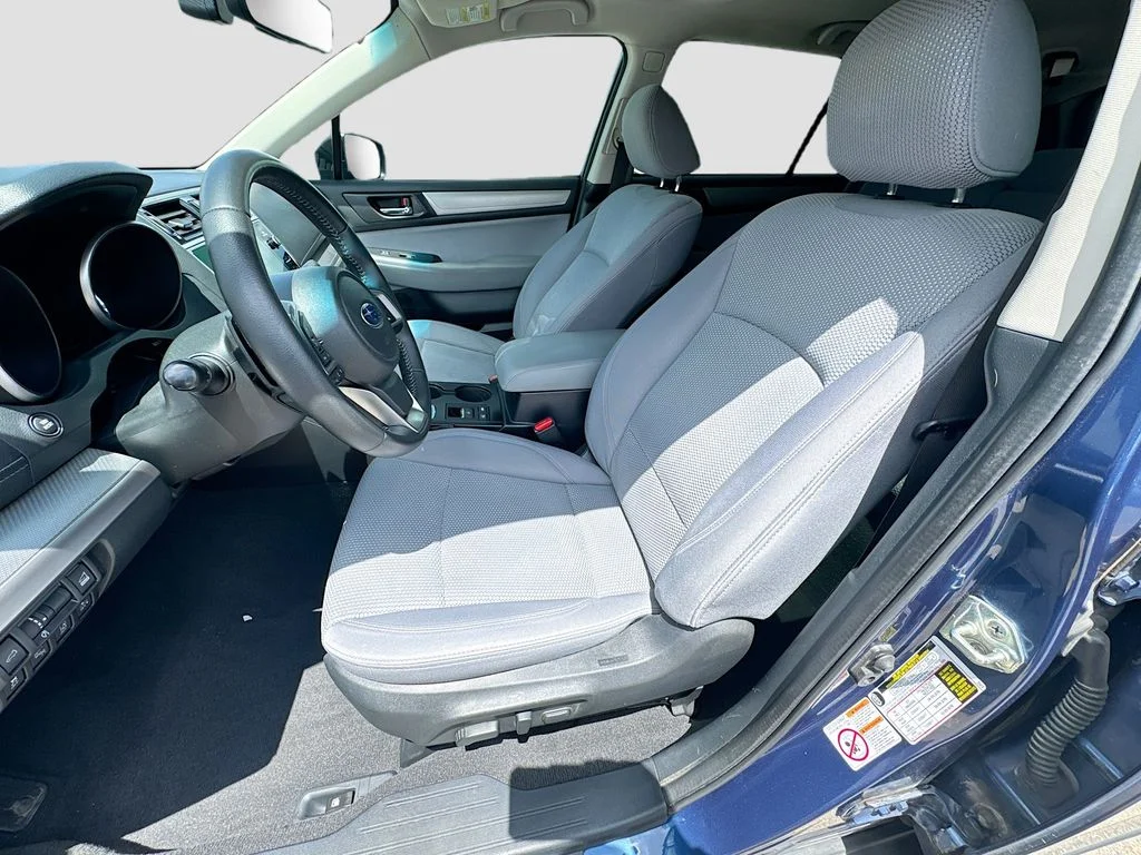 Used 2019 Blue Subaru 2.5i Premium image 25
