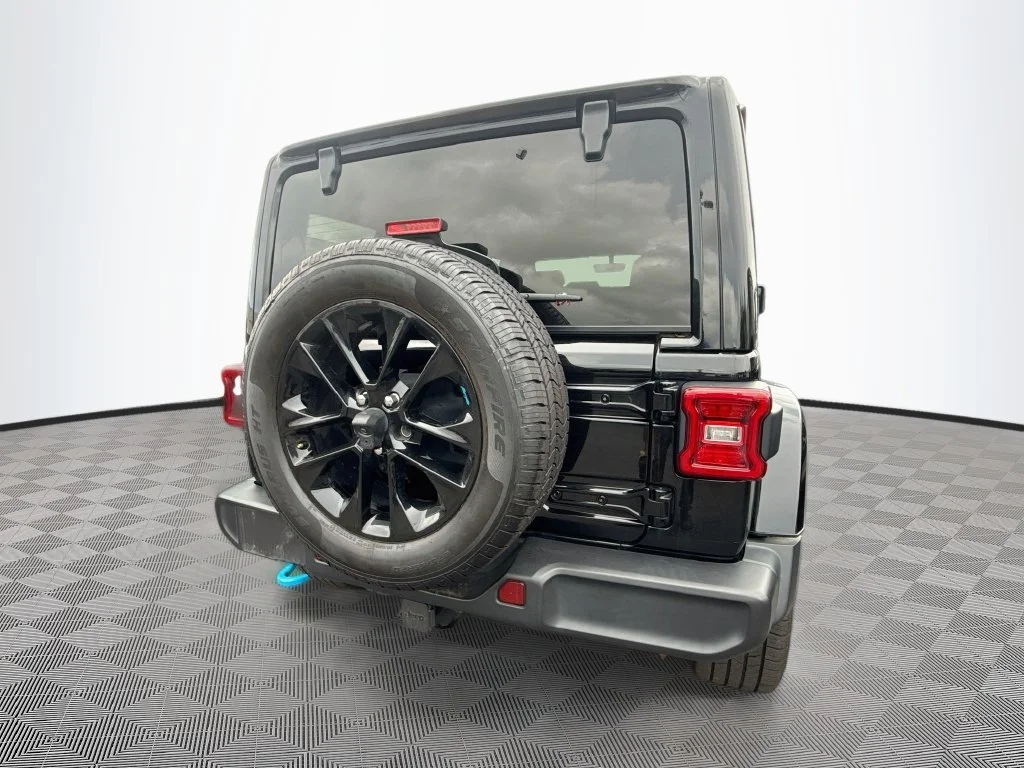 Used 2023 Black Jeep Sahara 4xe image 7