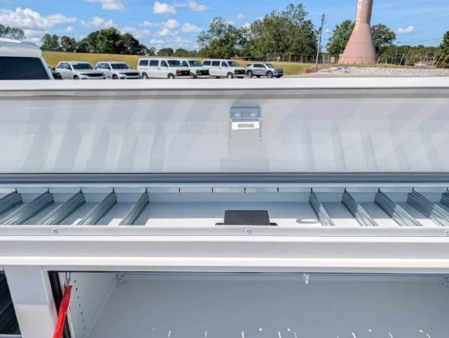 New 2026 Summit White GMC Pro image 25