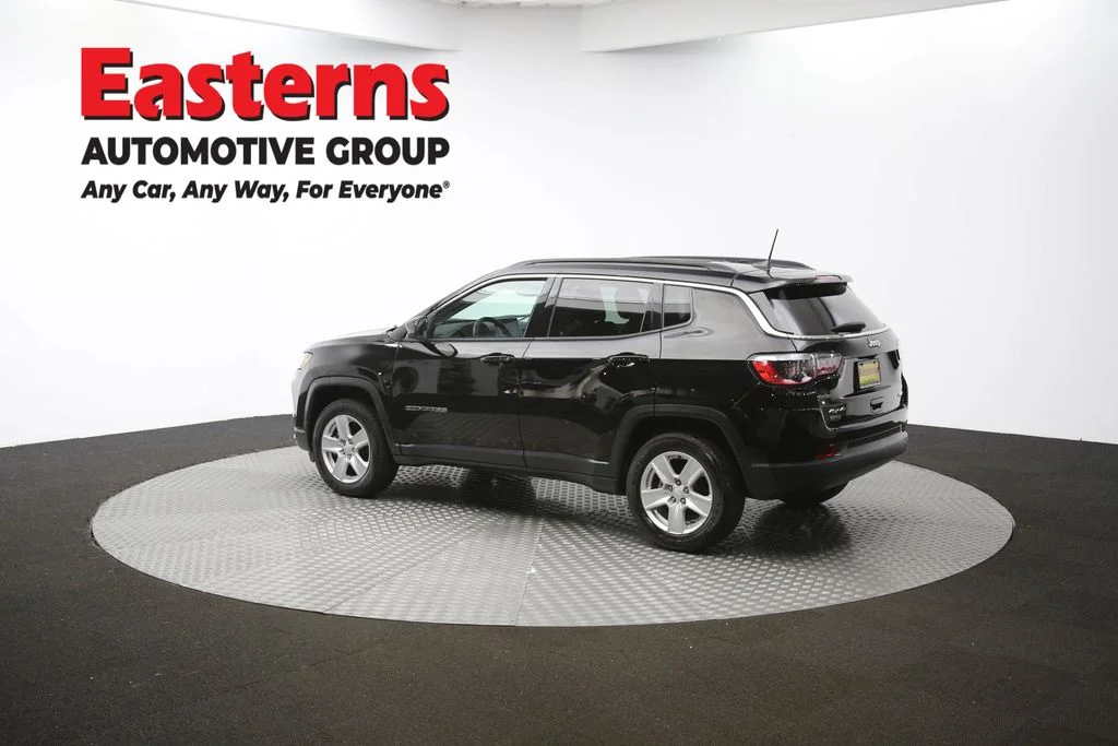 Used 2022 Black Jeep Latitude image 61