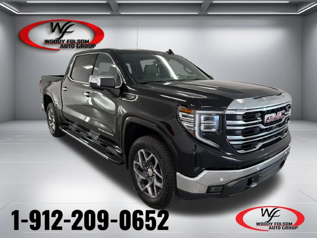 New 2026 Onyx Black GMC SLT image 1