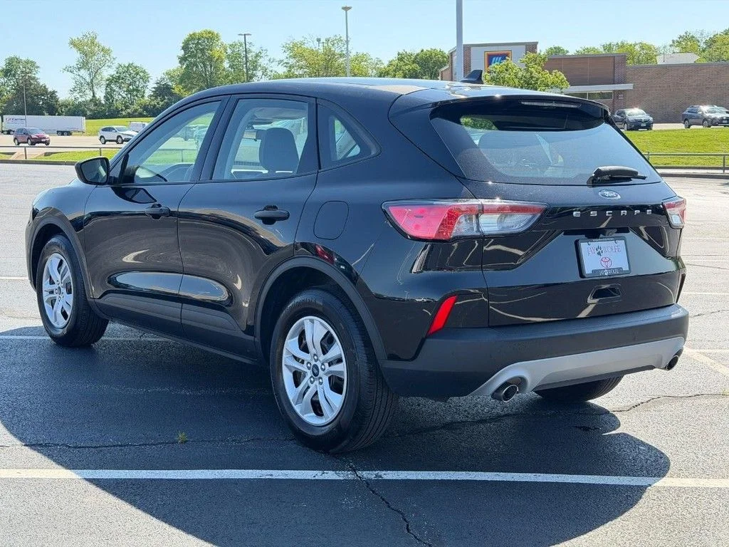 2022 Ford Escape S - Photo 16
