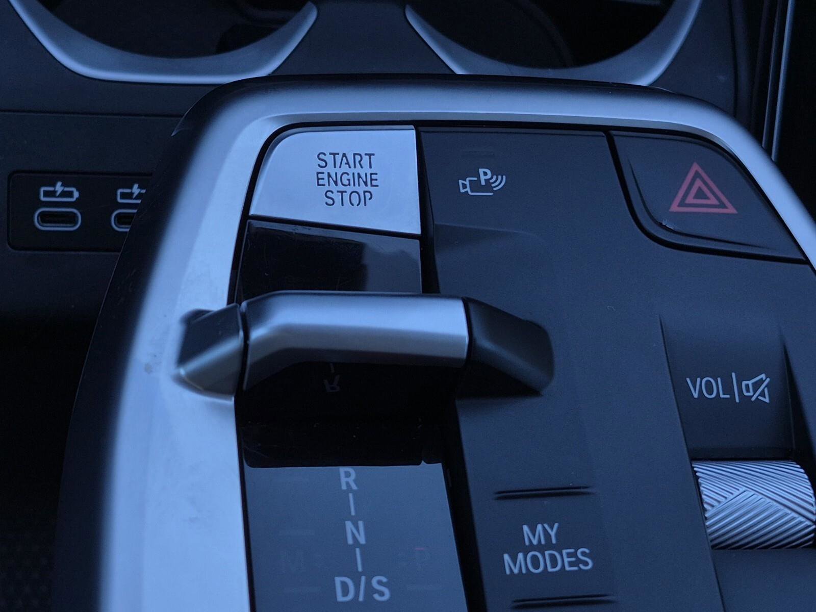 2025 BMW X1 28i - Photo 22