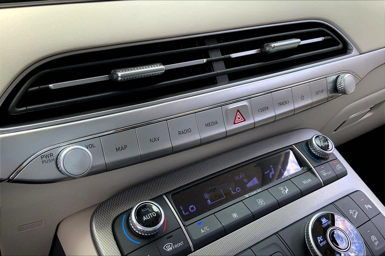 Used 2022 Abyss Black Pearl Hyundai SEL image 32