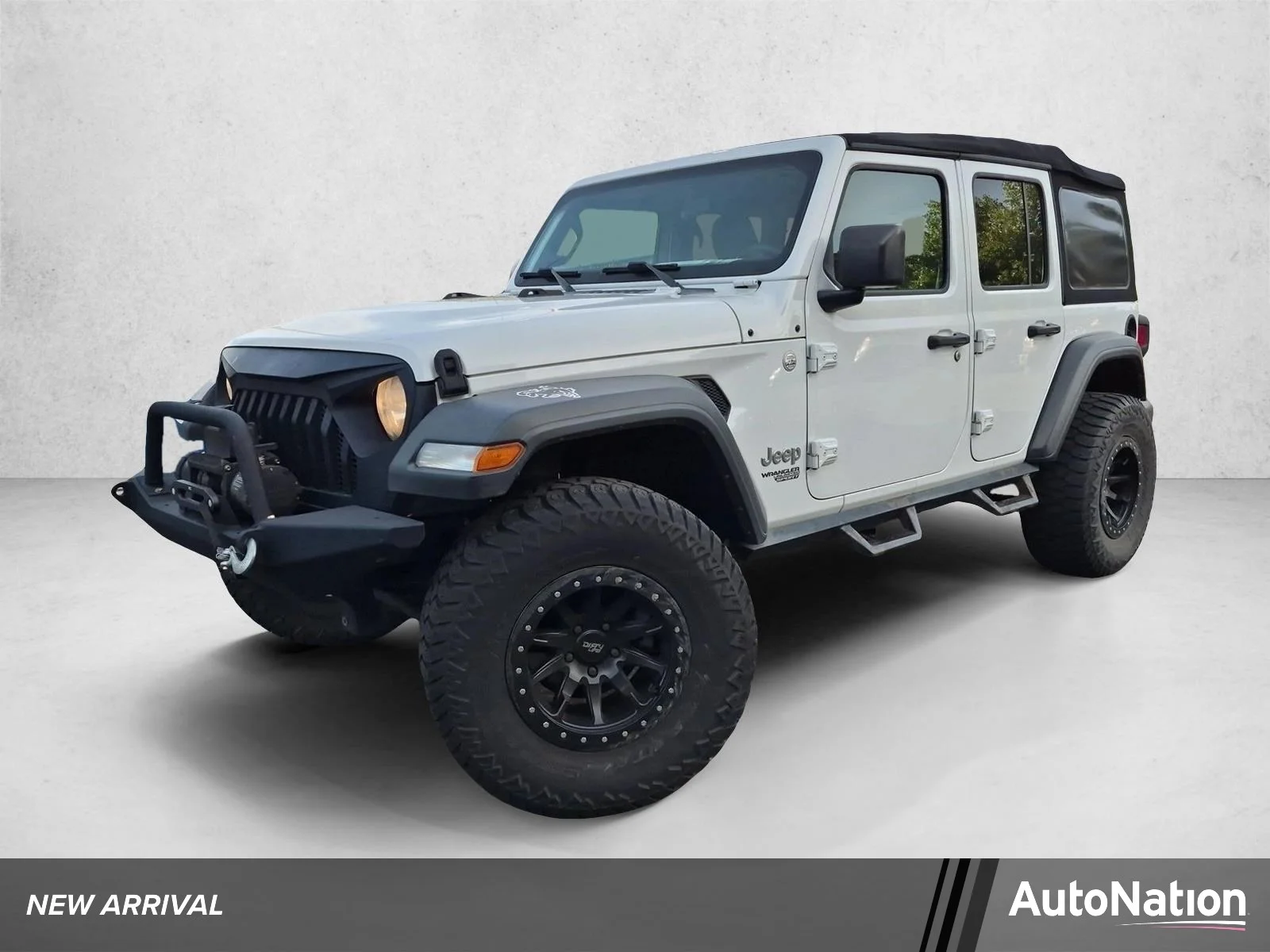 Used 2018 Bright White Clearcoat Jeep Sport S image 1