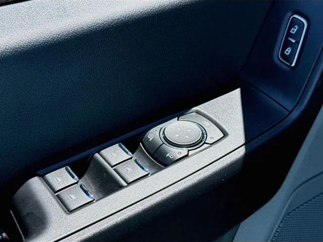 New 2026 Oxford White Ford F-250® XL image 46