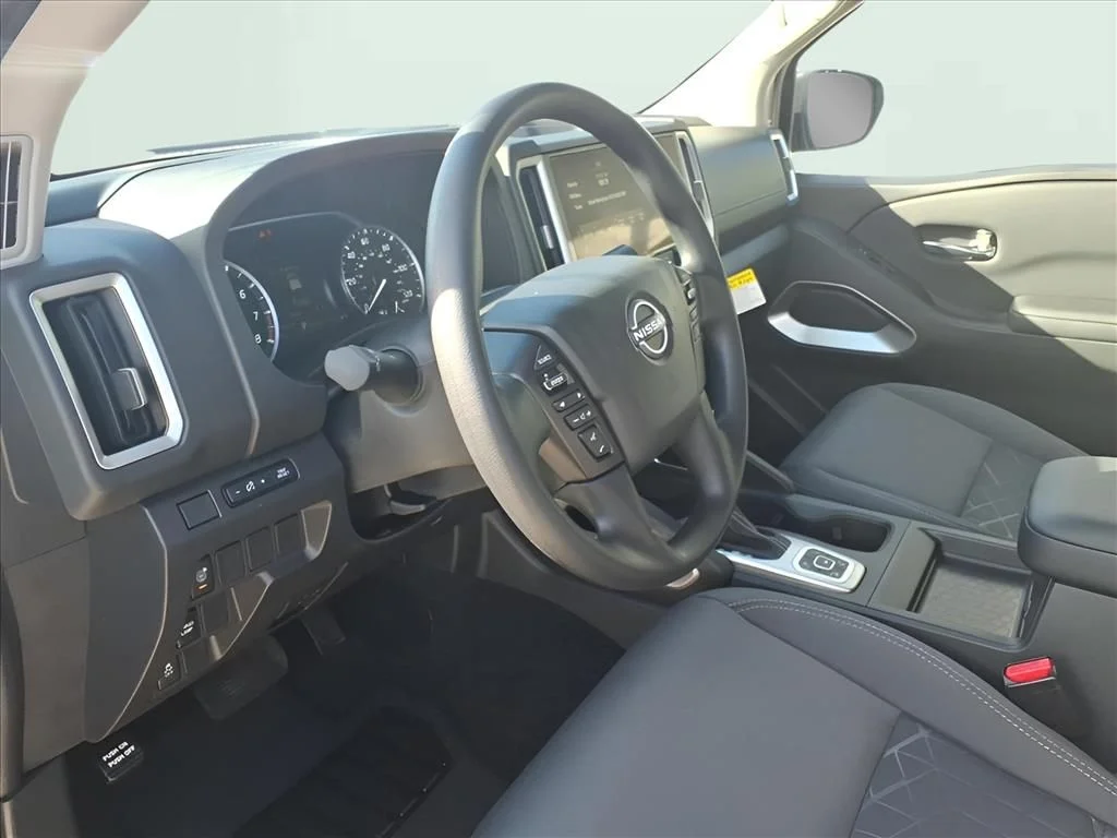2026 Nissan Frontier SV - Photo 15
