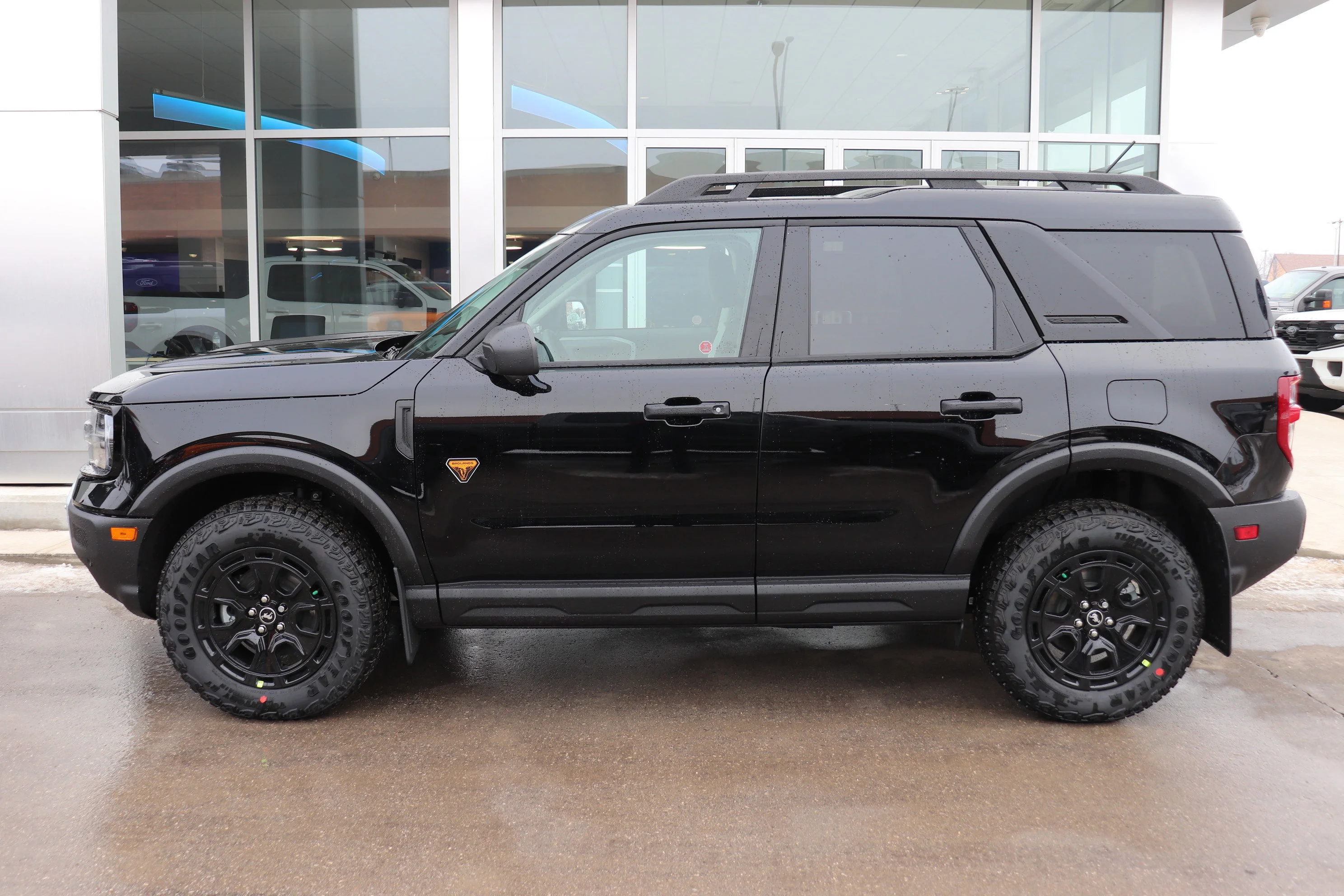 New 2026 SHADOW BLACK Ford Badlands image 3