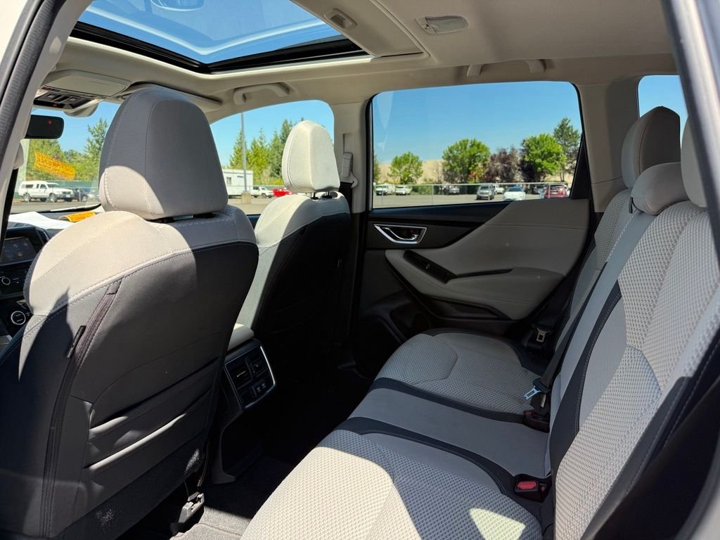 Used 2020 Crystal White Pearl Subaru Premium image 19