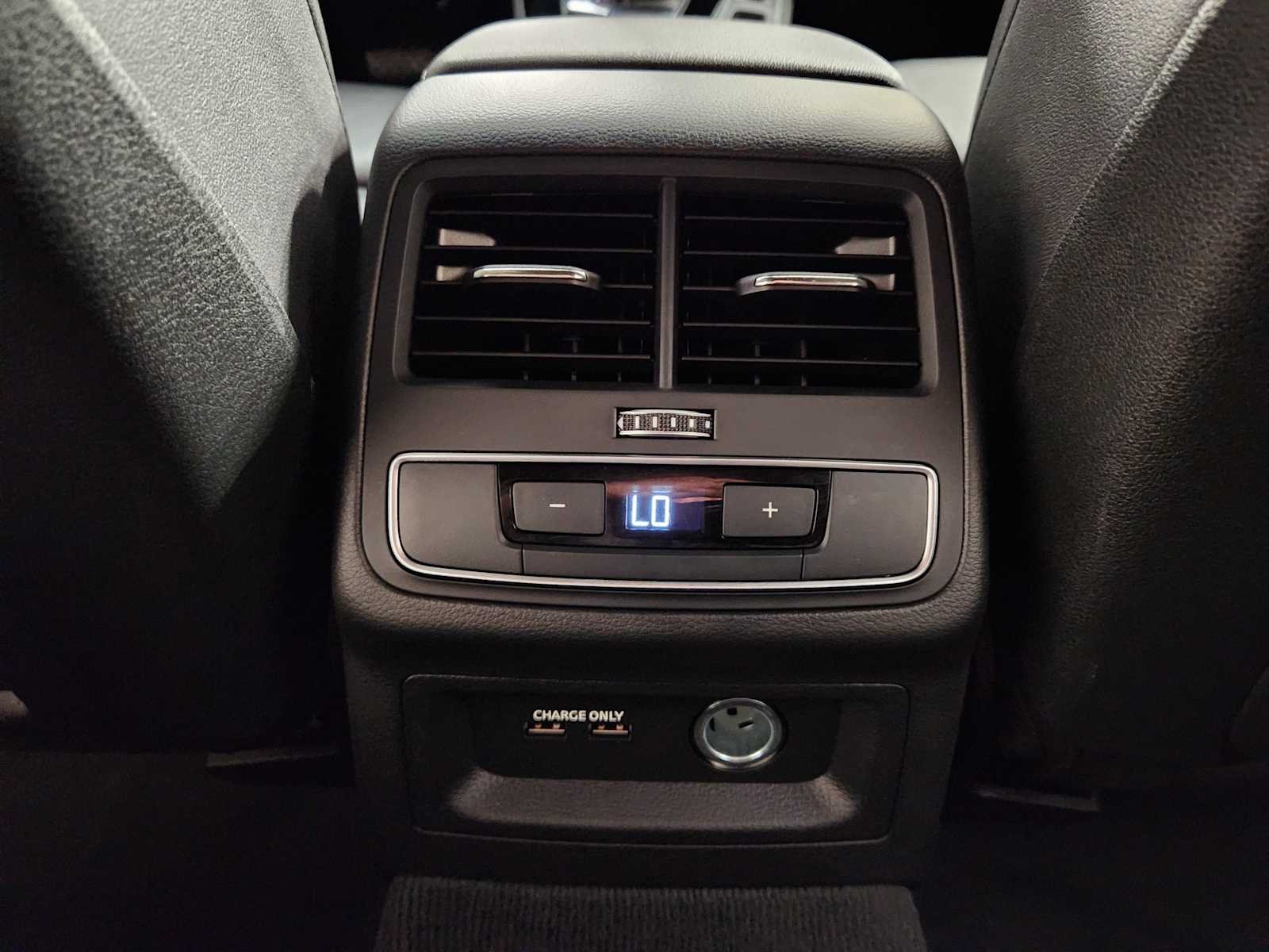 Used 2024 Arkona White Audi S line Premium Plus image 31