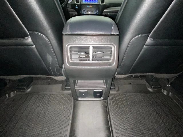 Used 2020 Gray Ford SEL image 28