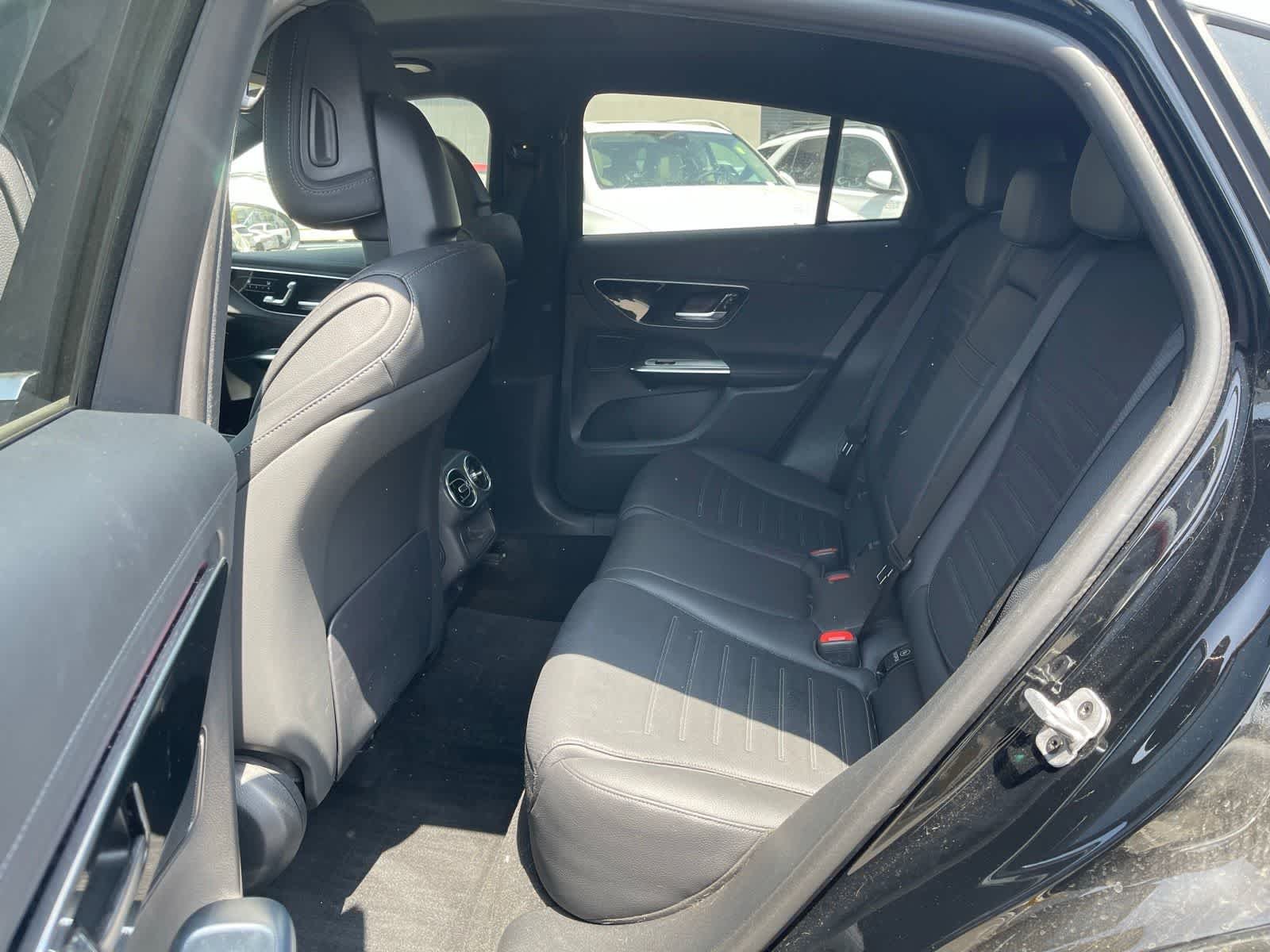Certified Used 2024 Black Mercedes-Benz GLC 300 image 5