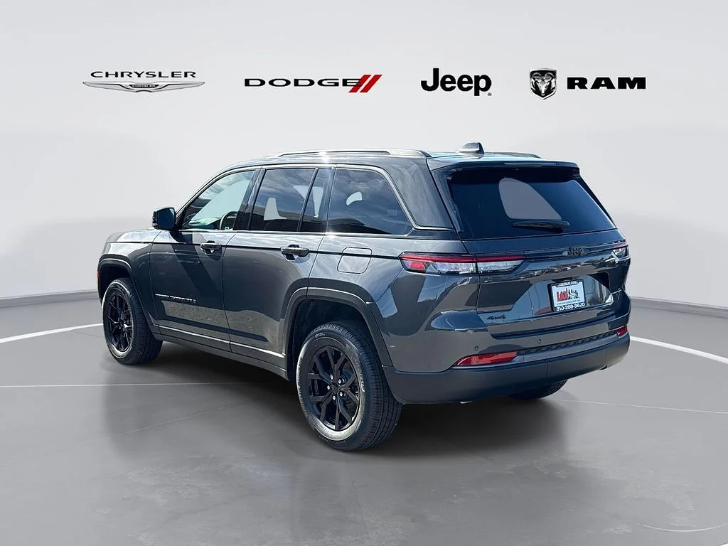 New 2026 Baltic Grey Metallic Clear Coat Jeep Altitude 4x4 image 4