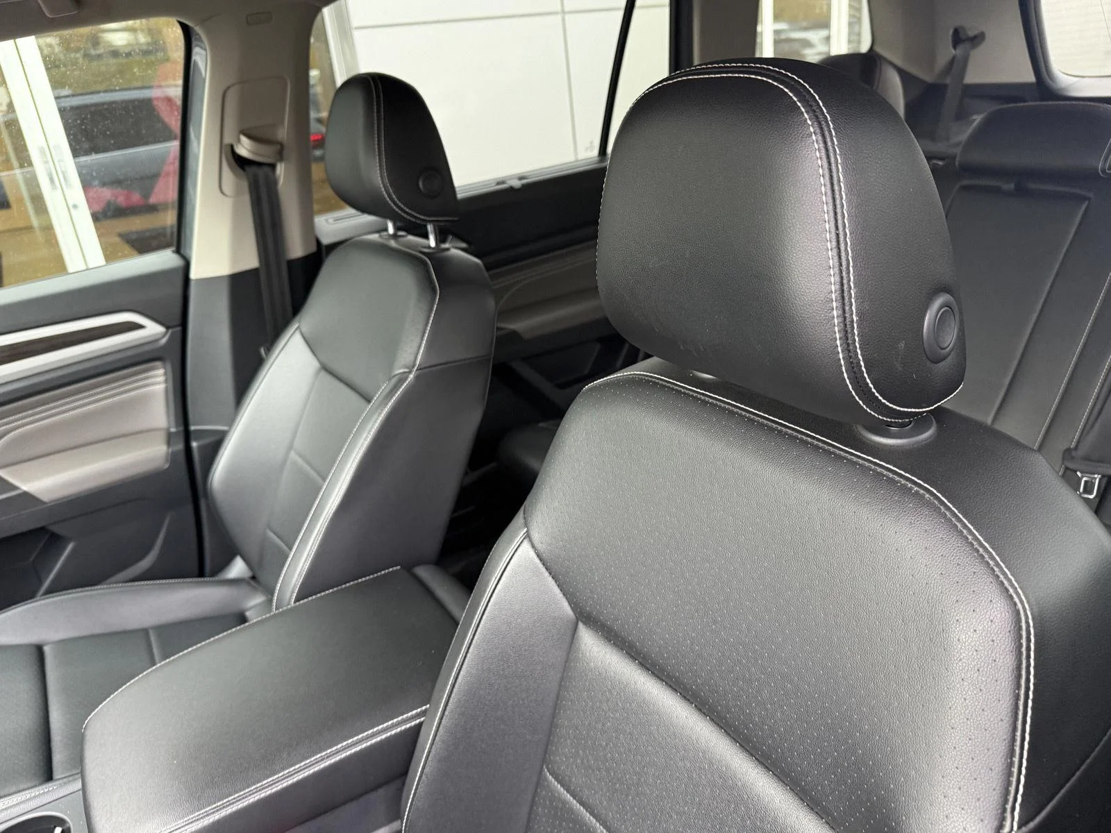 Used 2022 Platinum Gray Metallic Volkswagen 2.0T SE image 11