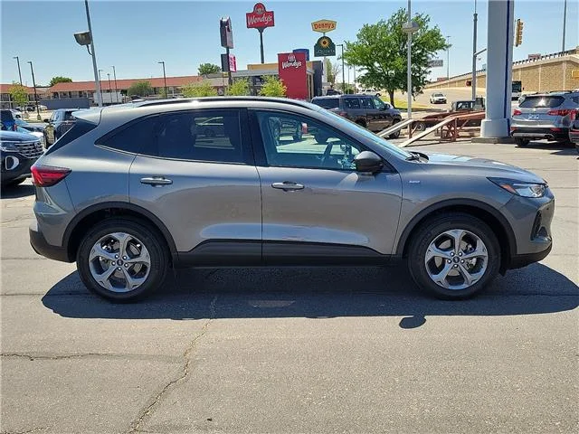 Used 2025 Carbonized Gray Metallic Ford ST-Line All-Wheel Drive image 4